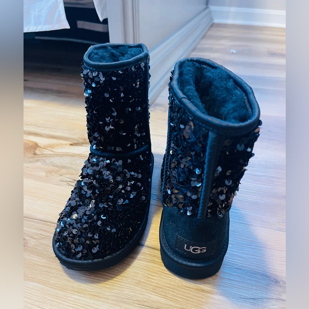 UGGS kids